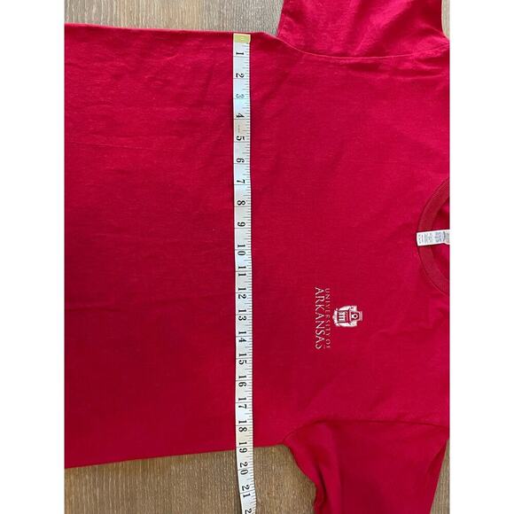 Univ of ARKANSAS Razorbacks Tee T-Shirt M - Picture 6 of 7